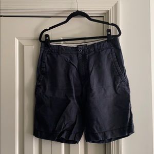 Banana Republic men’s size 32 linen navy shorts